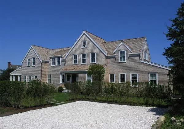 rental property in 3 Jennifer Lane