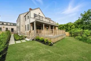 rental property in 4 Mariner Way