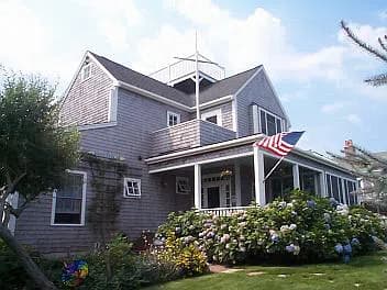 rental property in 10 Galen Avenue