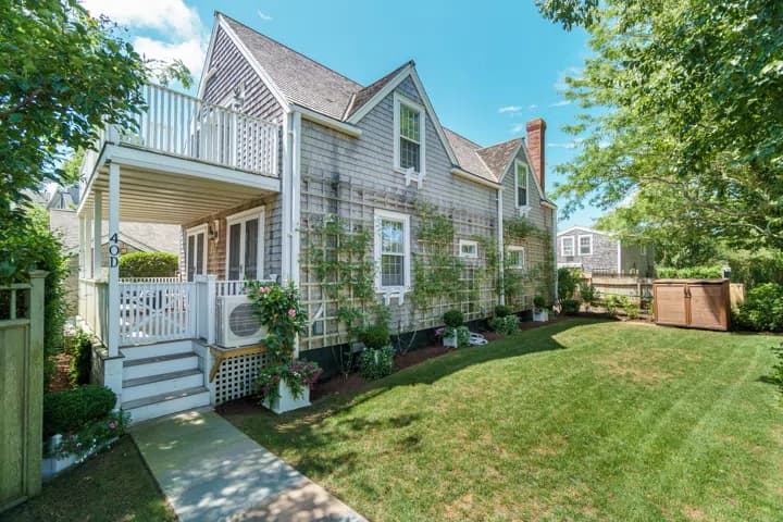 rental property in 40D Union Street