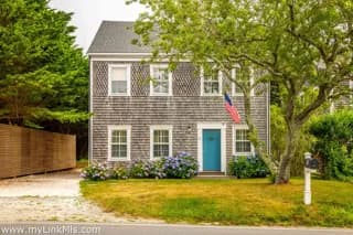 rental property in 19 Vesper Lane