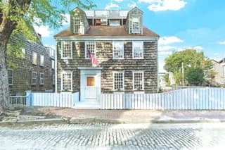 rental property in 15 North Water Street