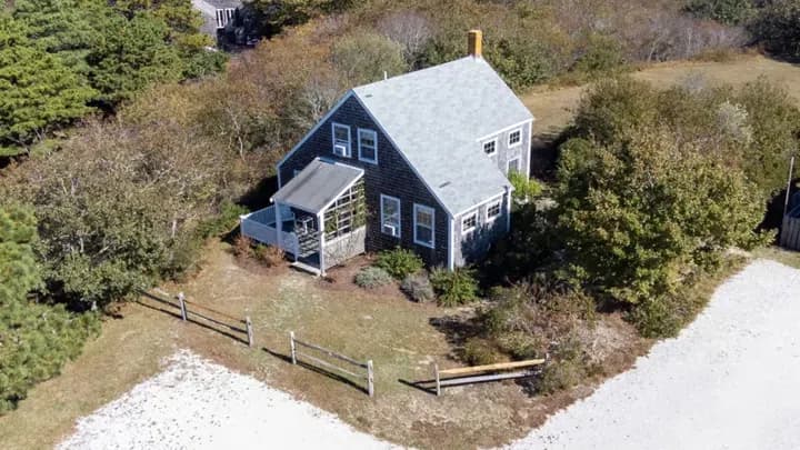 rental property in 5 Wannacomet Road - Cottage