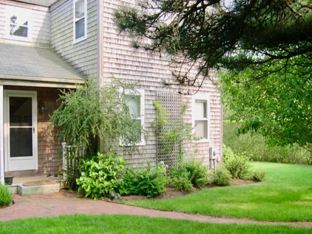 rental property in 3 Fishers Landing Road