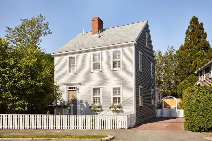 rental property in 28 Pleasant Street