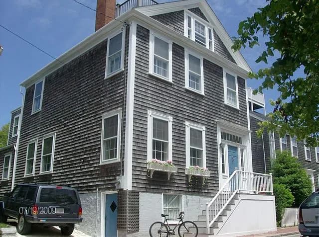rental property in 39 India Street