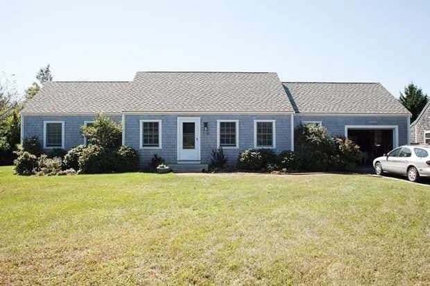 rental property in 12 Meadow View Drive