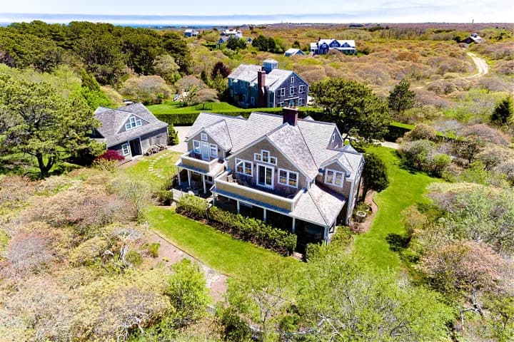 rental property in 4 Brier Patch Road