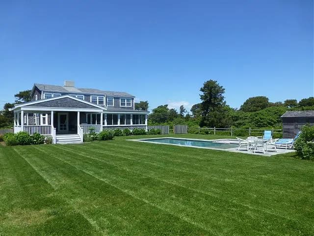 rental property in 144 Surfside Road