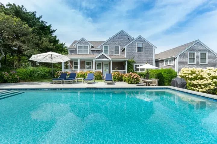 rental property in 70 Vestal Street
