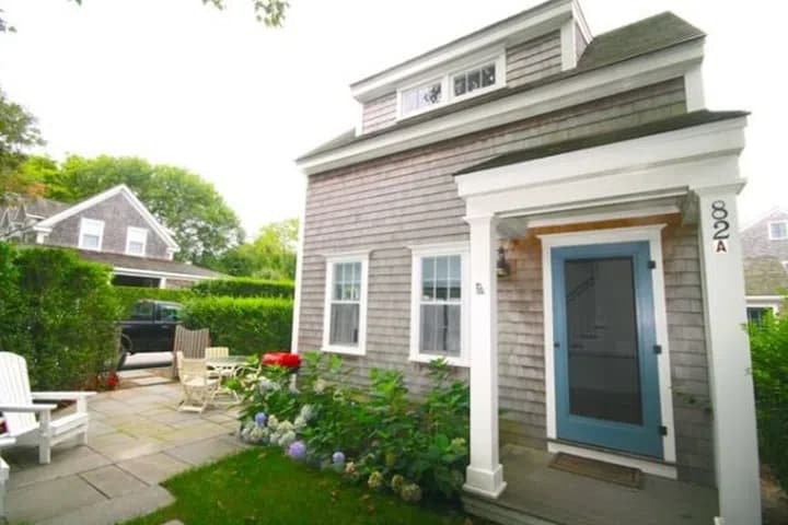 rental property in 82A Pleasant Street