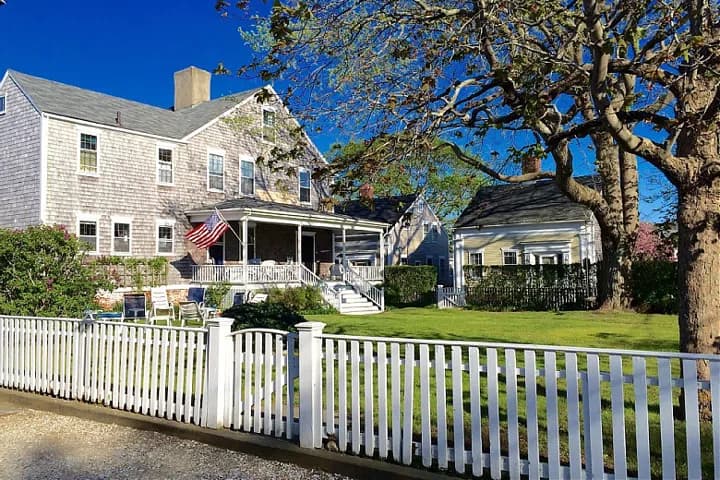 rental property in 11 Darling Street