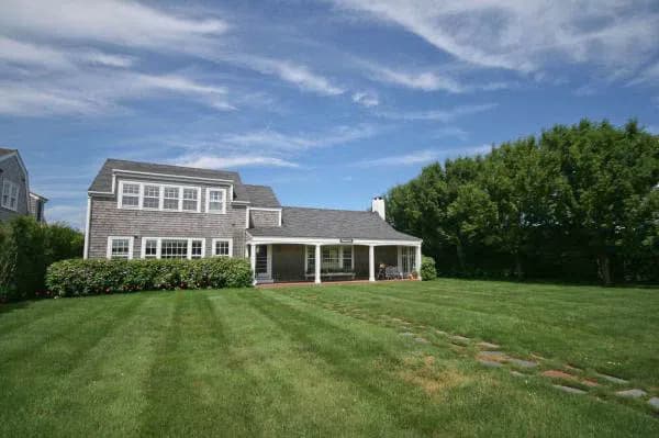 rental property in 40 Baxter Rd