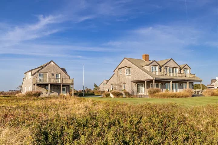 rental property in 124 Tom Nevers Road