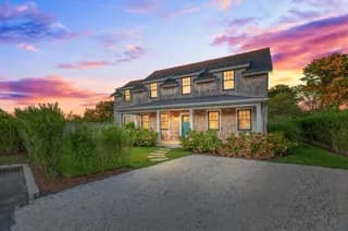 rental property in 15 Fawn Lane