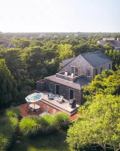 rental property in 3 Nonantum Avenue