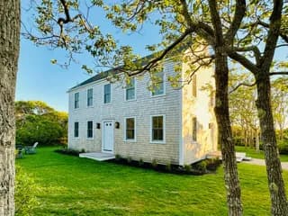 rental property in 14 Flintlock Road