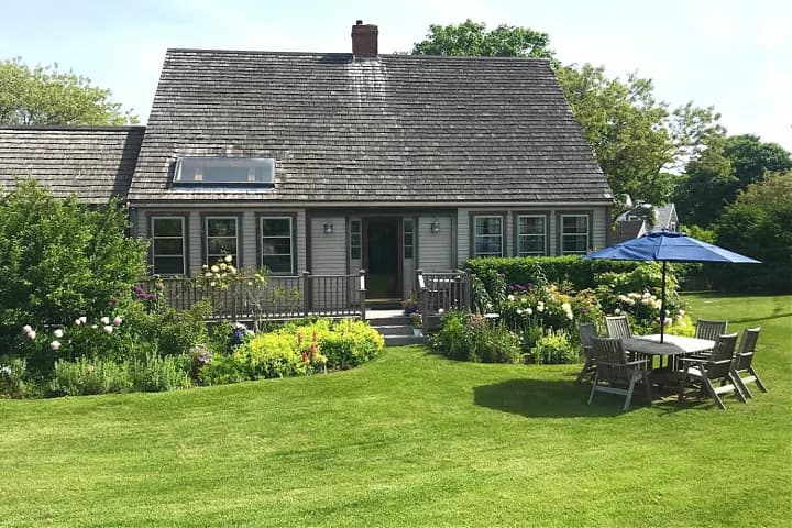 rental property in 53 Milk Street