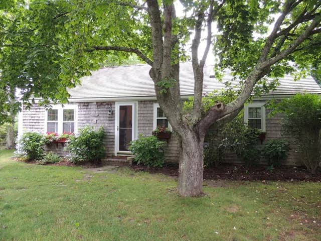 rental property in 16D Milestone Road