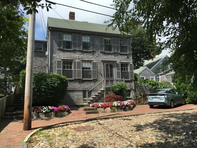 rental property in 4 Academy Lane