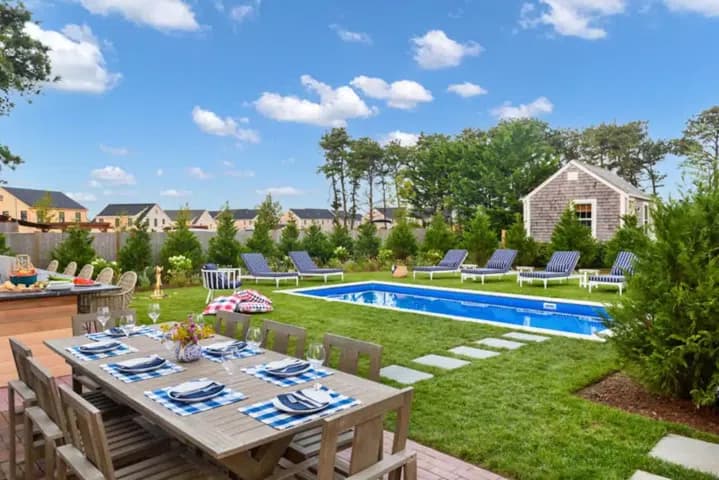 rental property in 2 Mayflower Circle