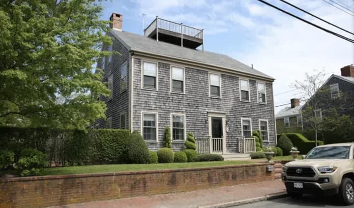 rental property in 35 Milk Street