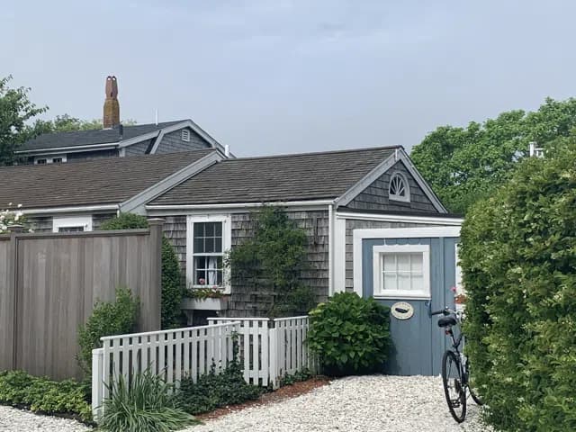 rental property in 130B Main Street