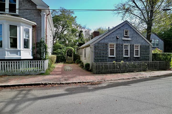 rental property in 5 Gardner Street