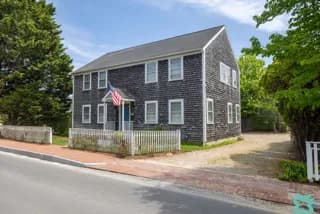 rental property in 16 Atlantic Avenue