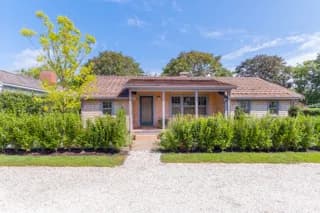 rental property in 7 Lily Street