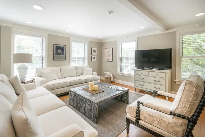 rental property in 2A South Water Street