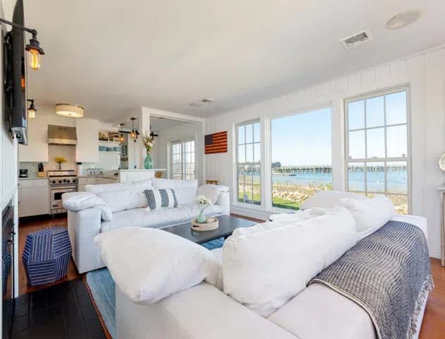 rental property in 54 Washington Street