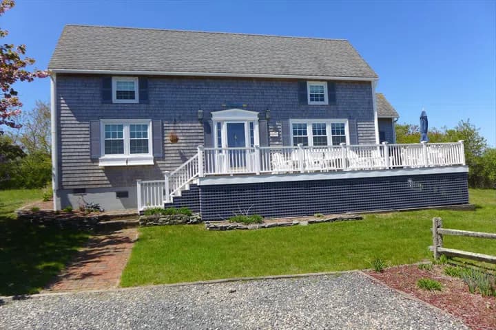 rental property in 11 Dukes Road