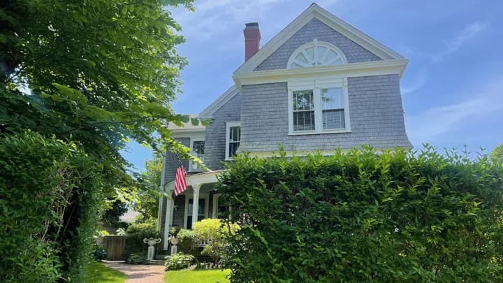 rental property in 74 Main Street